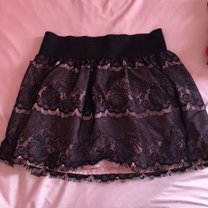 Lace skirt